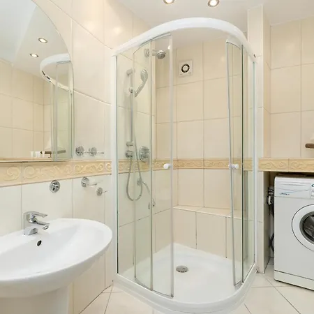 Sun Seasons 24 Cosy With Parking By Renters Appartement